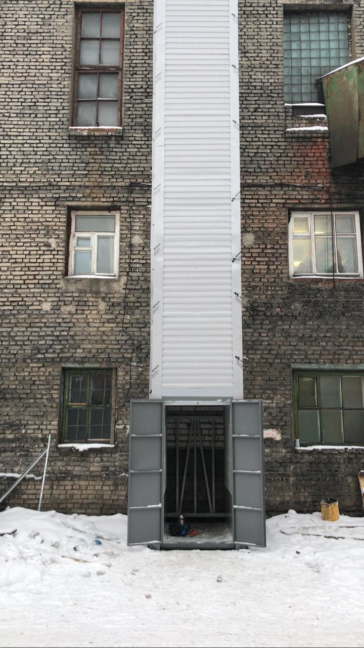 Подъемник грузовой в металлокаркасной шахте, 1000 кг, Ярославль