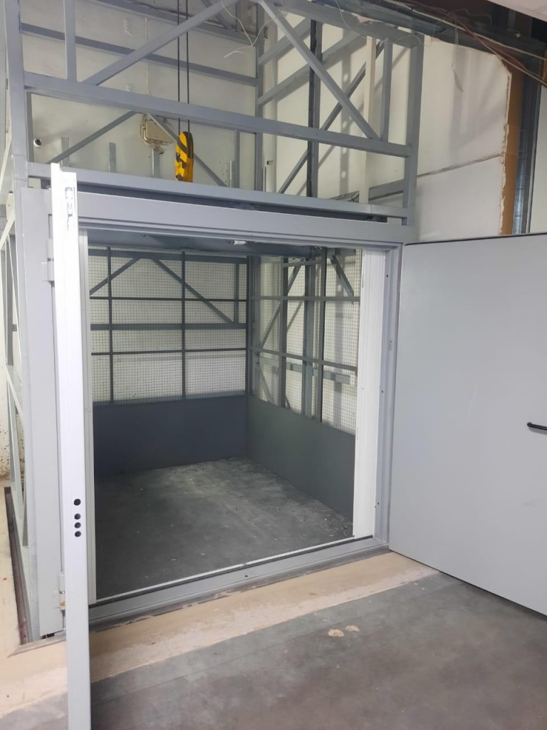 установка шахтного подъемника