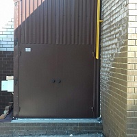 Подъемник грузовой в металлокаркасной шахте, 500 кг, Арзамас